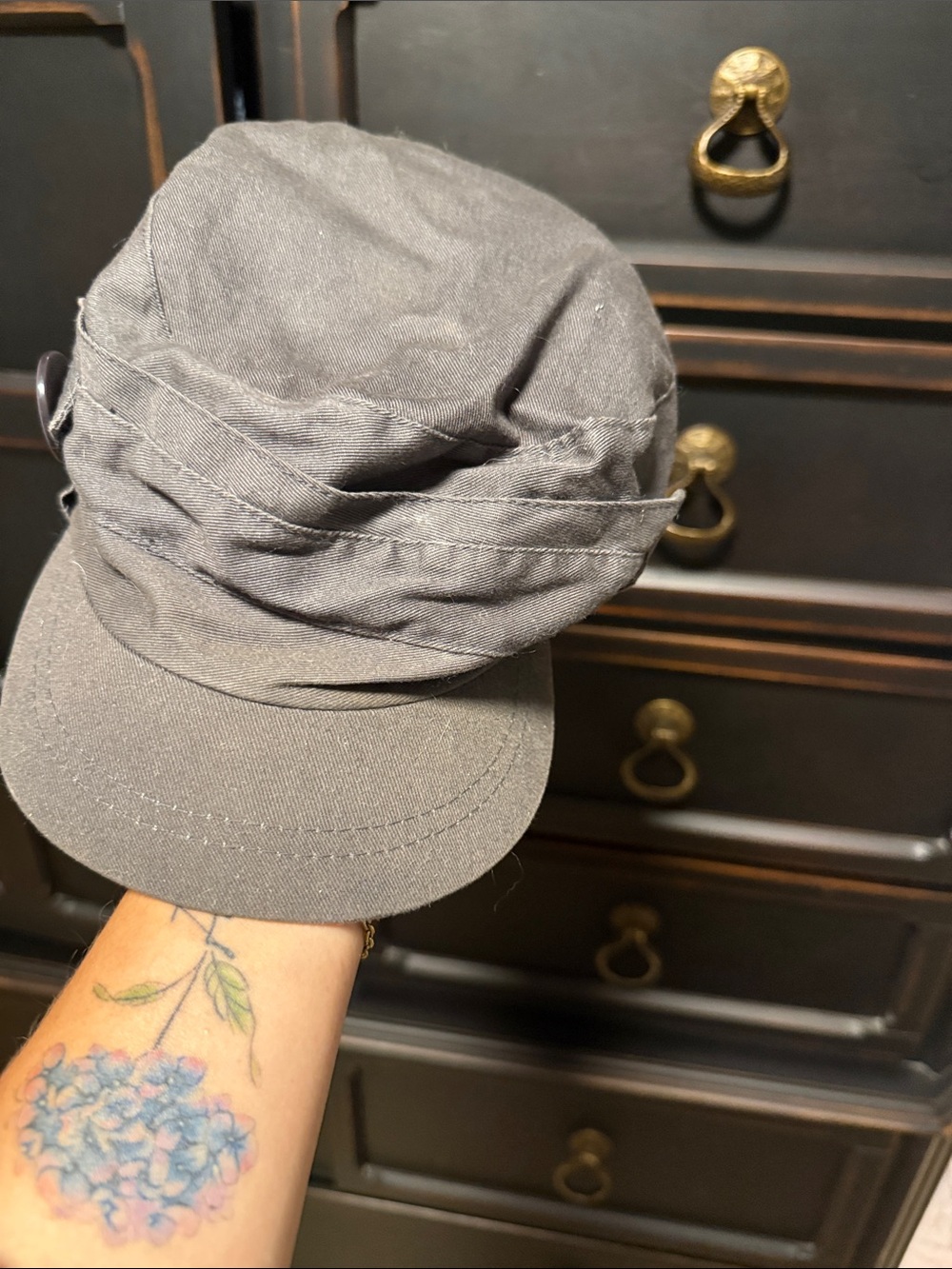Ami Men's Gray Cotton Military-Style Cap